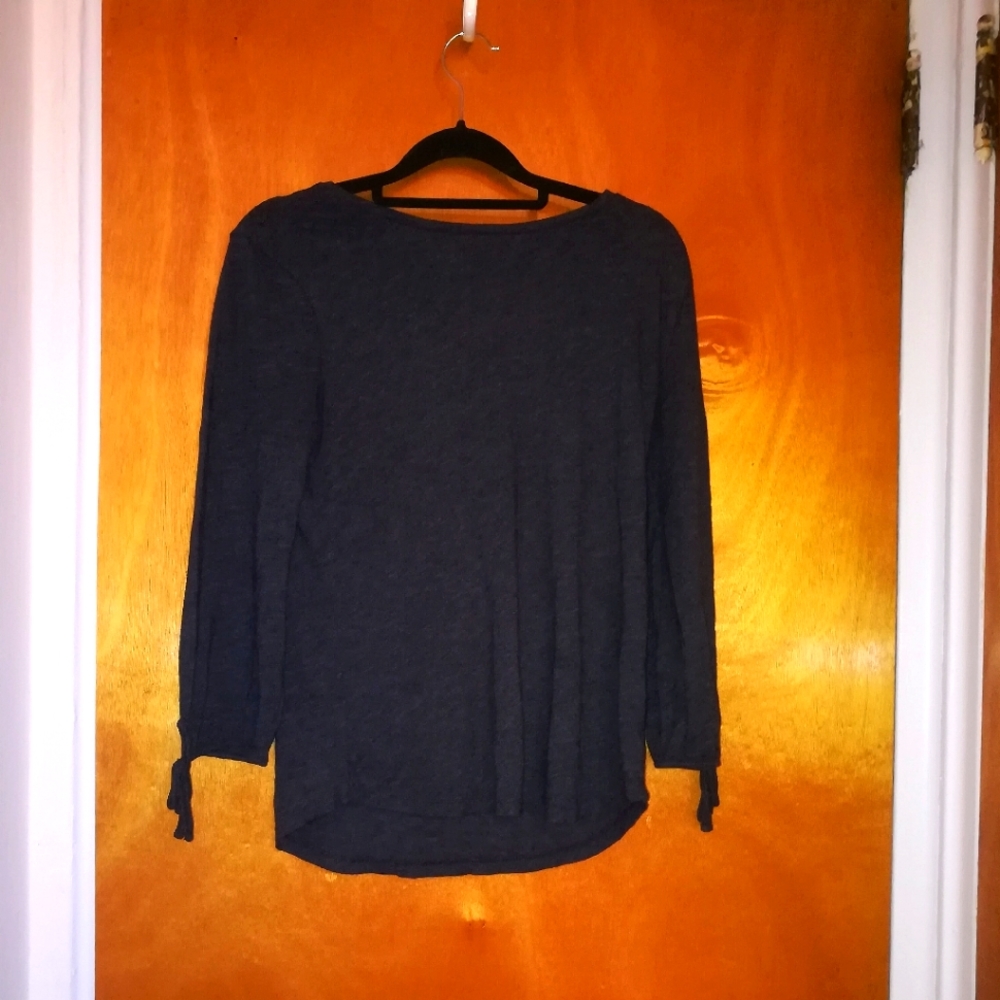 Old navy dark grey shirt size S women's